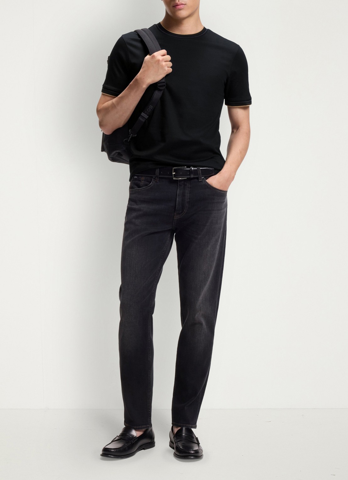 BOSS T-shirt met ronde hals - voorkant 5 zwart
