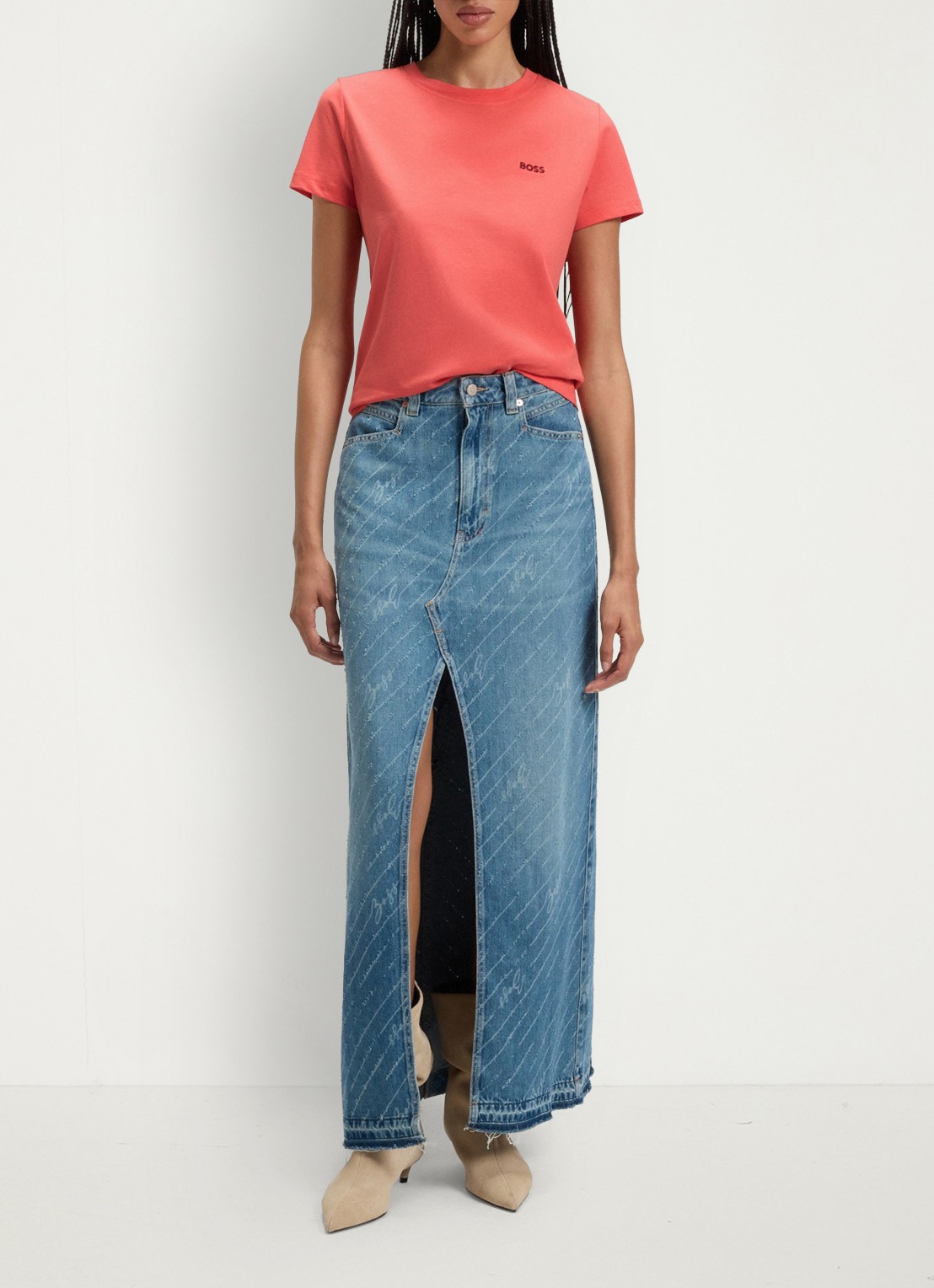 BOSS T-shirt van katoenen jersey met logodetail - voorkant 5 light /pastel red-638 / rood