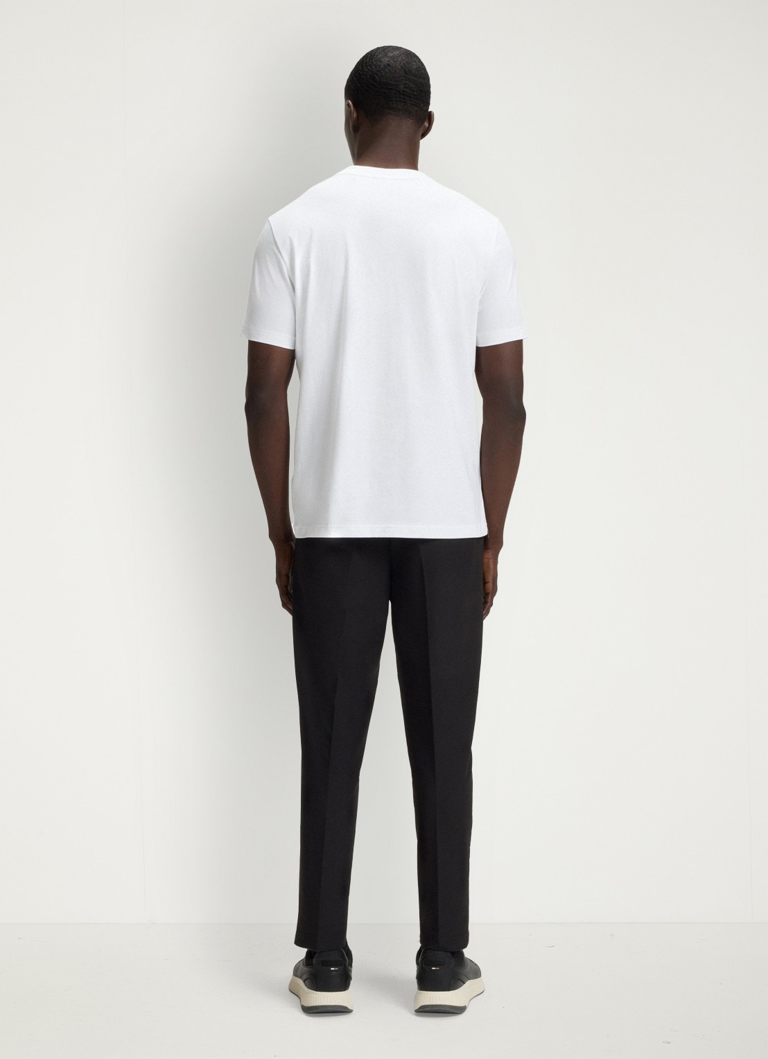 BOSS T-shirt van stretchkatoen met logodetail - achterkant white-100 / wit