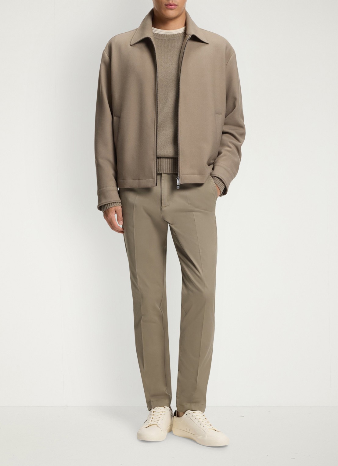 BOSS Tapered fit chino in katoenblend - voorkant 2 khaki