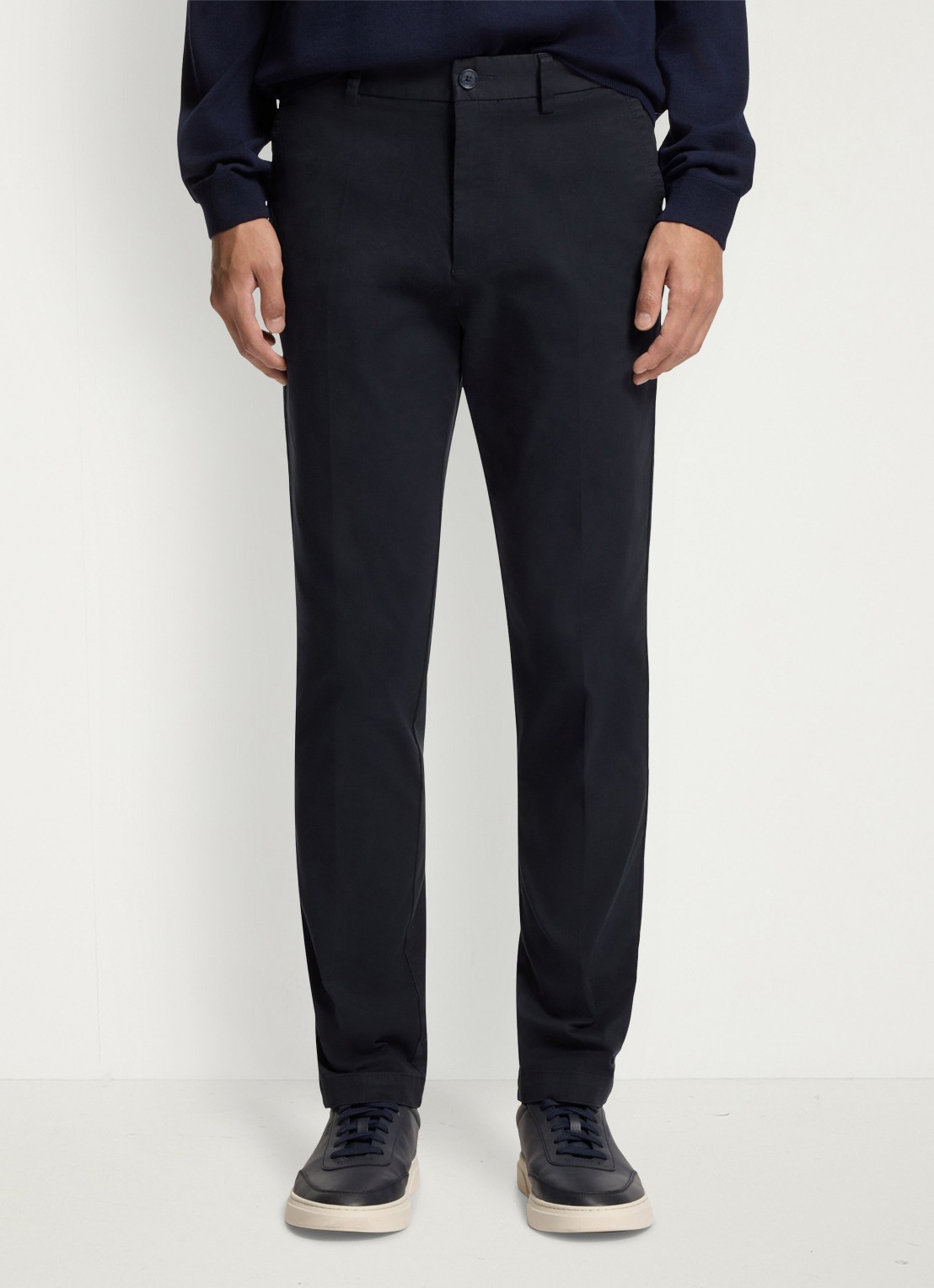 BOSS Tapered fit chino in katoenblend - detail 3 donkerblauw