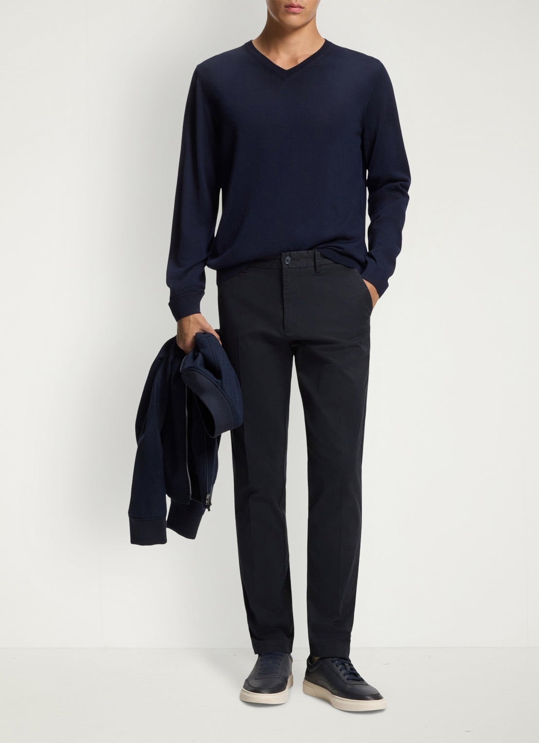 BOSS Tapered fit chino in katoenblend - voorkant 2 donkerblauw