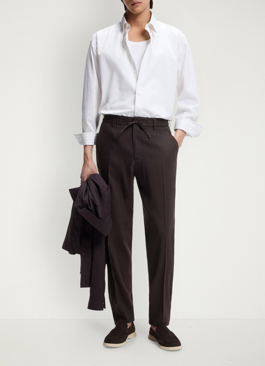 BOSS Tapered fit chino in linnenblend - voorkant 3 donkerbruin