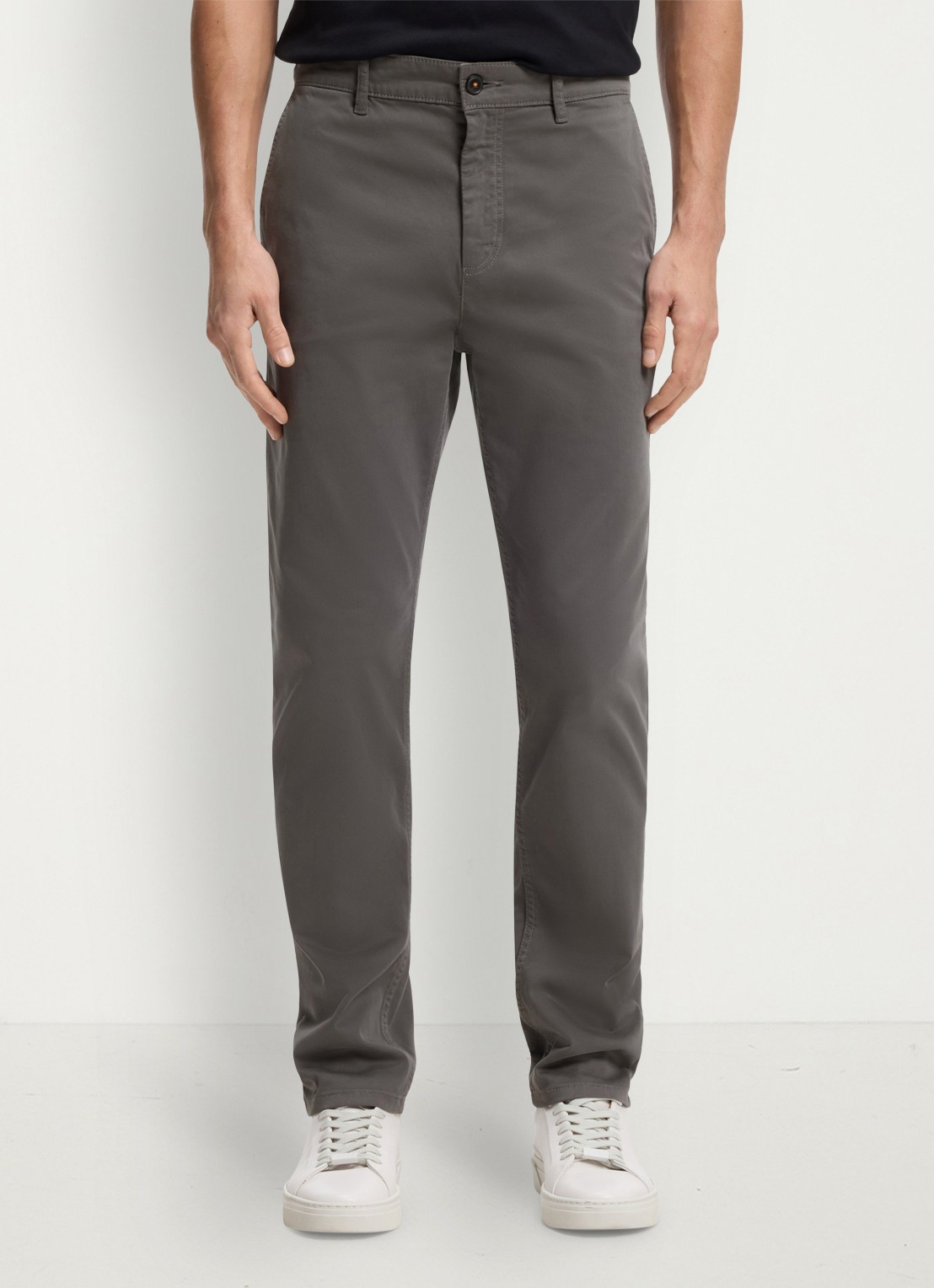 BOSS Tapered fit chino met steekzakken - detail grijs
