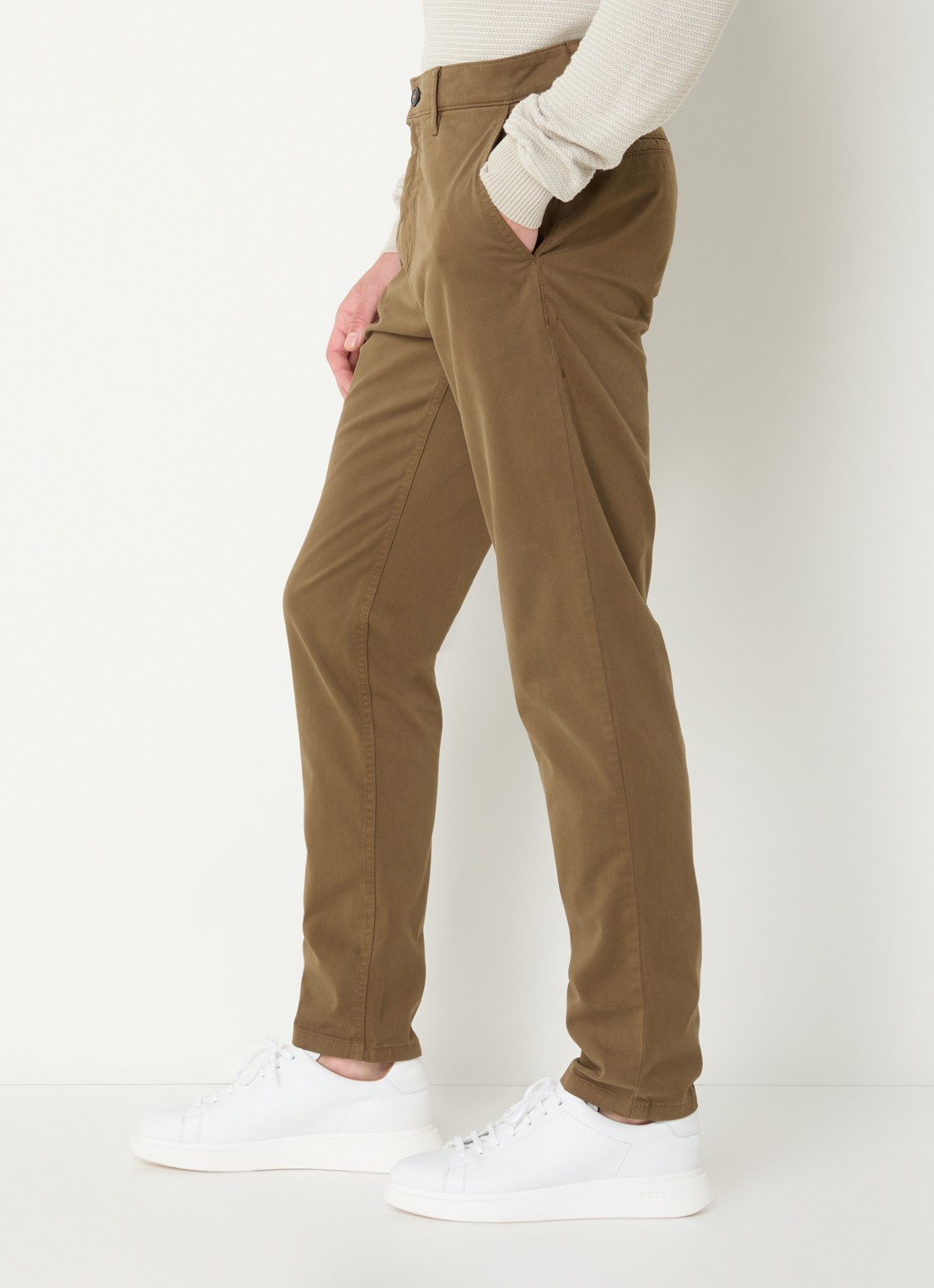 BOSS Tapered fit chino met steekzakken - detail 4 mosgroen