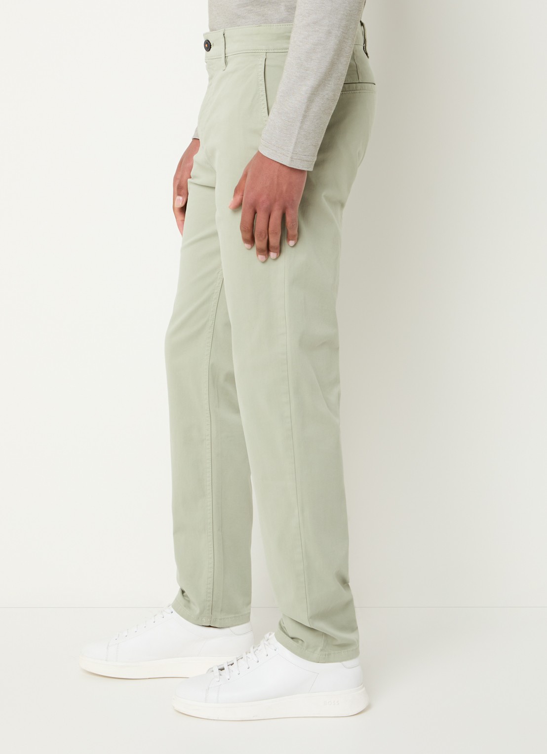 BOSS Tapered fit chino met steekzakken - detail 5 lindegroen