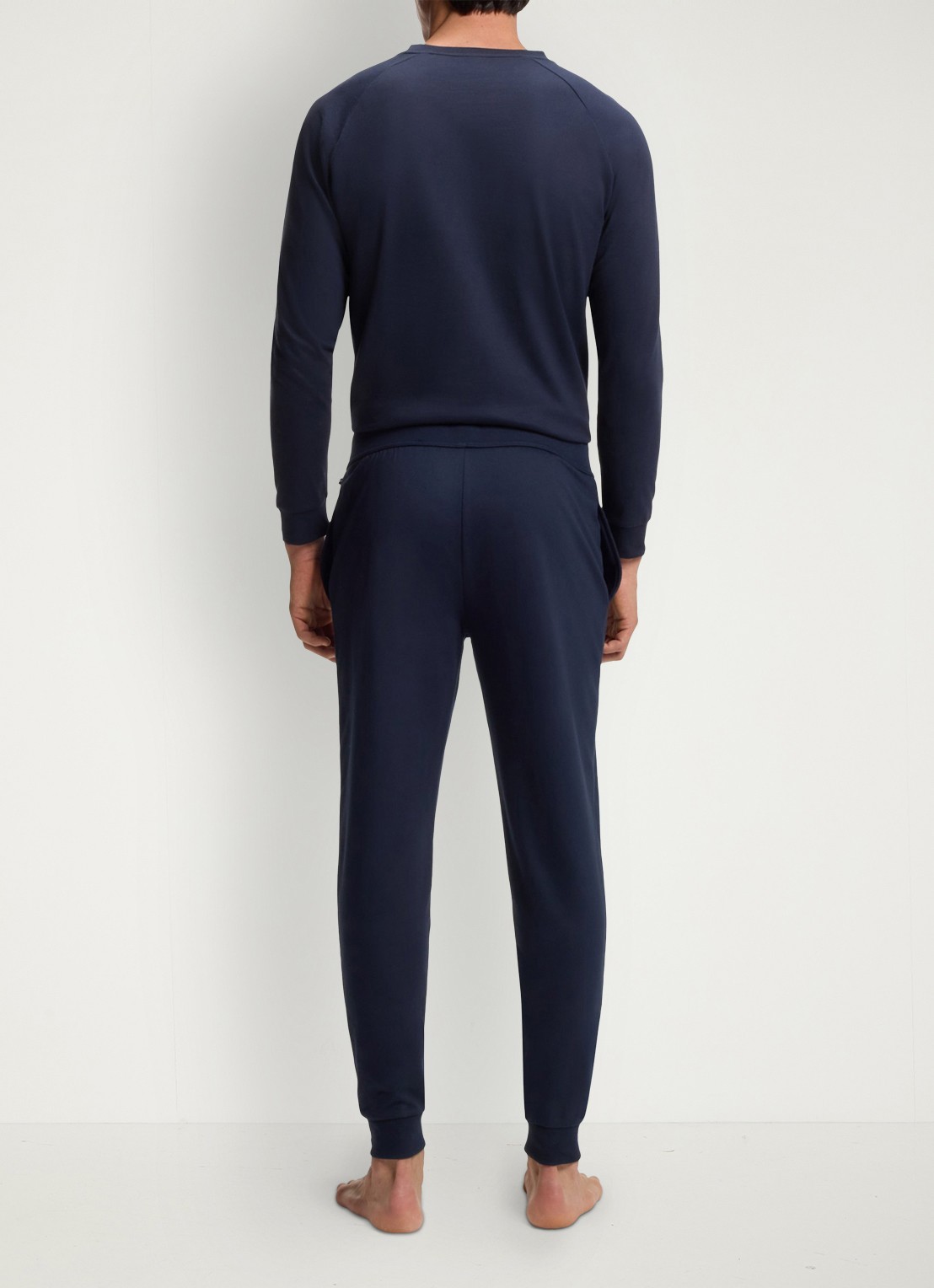 BOSS Tapered fit joggingbroek met logo  - achterkant 3 dark blue-403 / blauw