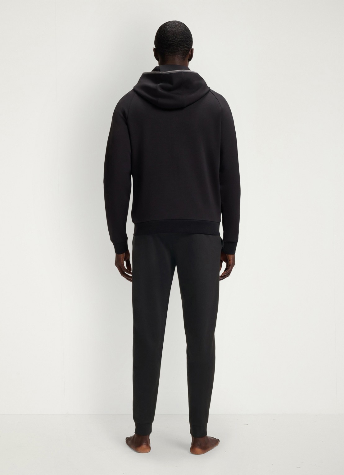 BOSS Tapered fit joggingbroek met logo  - achterkant 3 black-004 / zwart