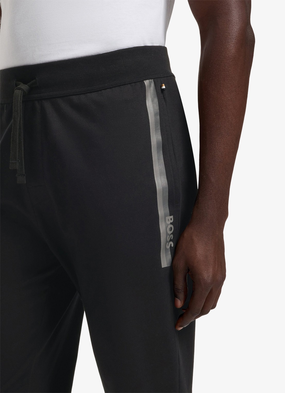 BOSS Tapered fit joggingbroek met logo  - detail 2 black-004 / zwart