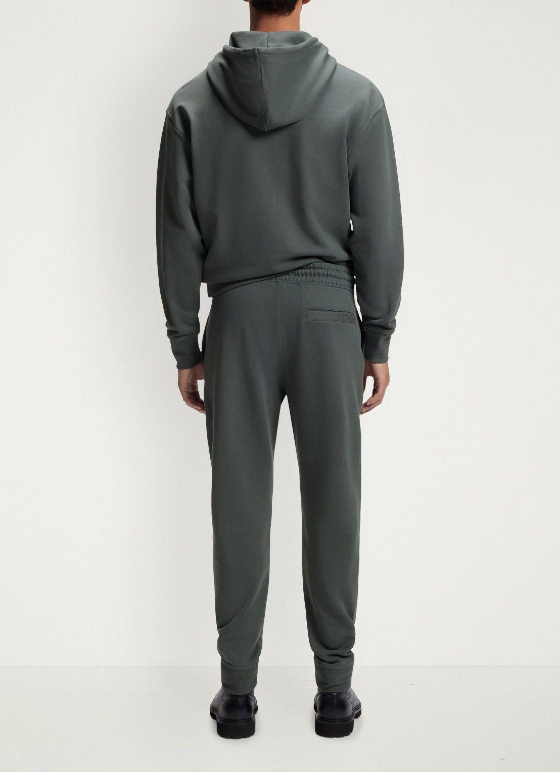 BOSS Tapered fit joggingbroek met logo - achterkant 3 open green-377 / groen