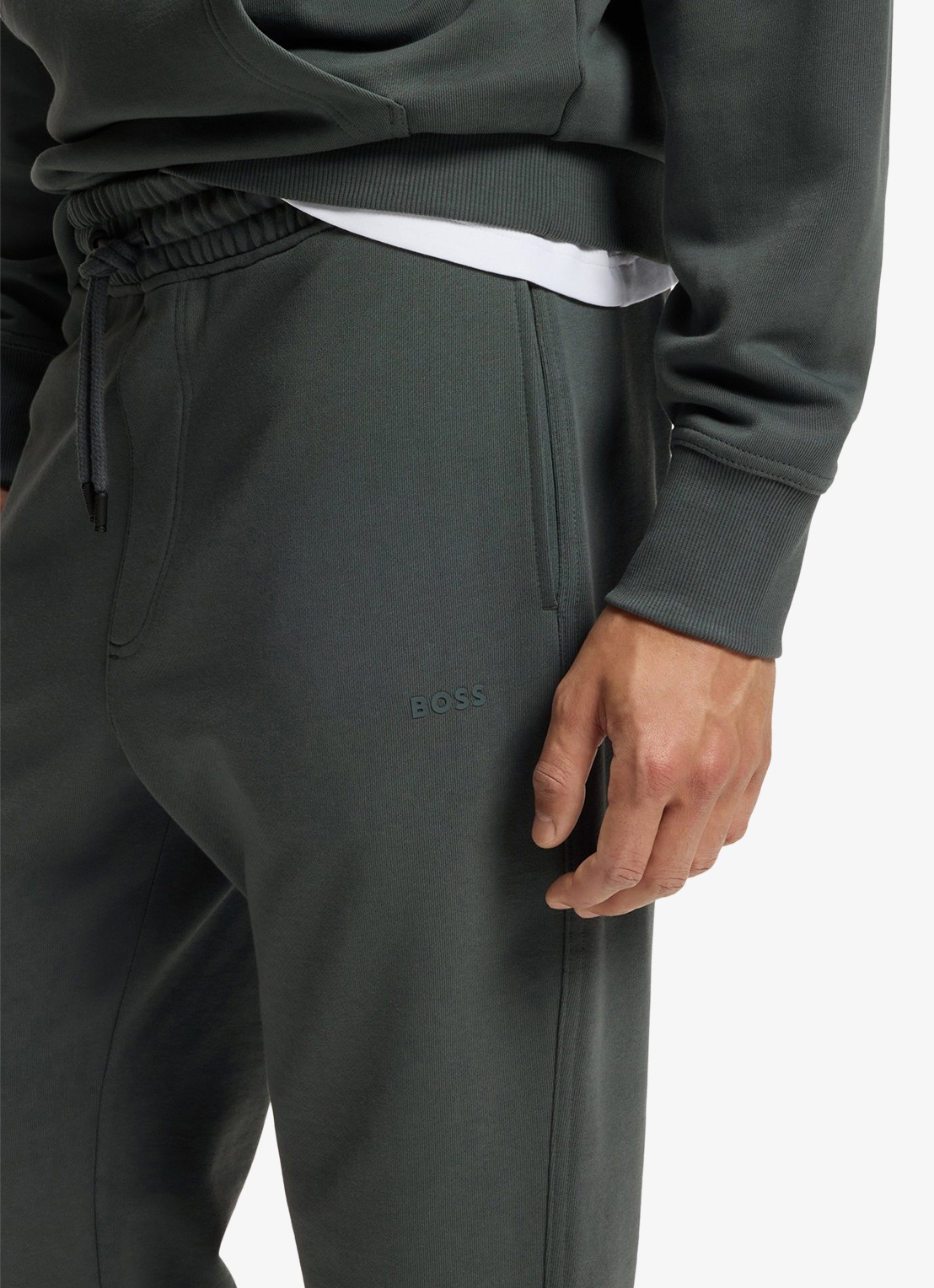 BOSS Tapered fit joggingbroek met logo - detail 2 open green-377 / groen