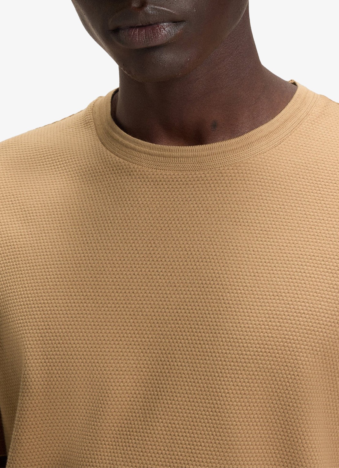 BOSS Tiburt 240 10231018 01  301 - detail 4 camel