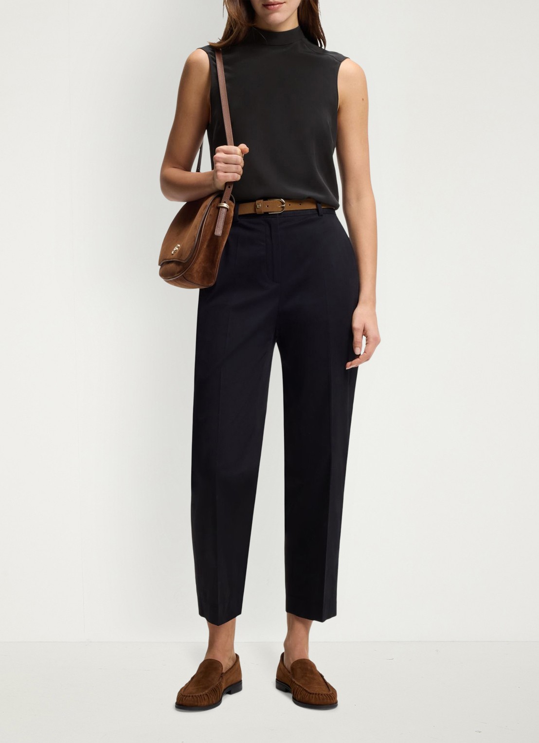 BOSS Top van zijde met strikdetail - voorkant 6 zwart