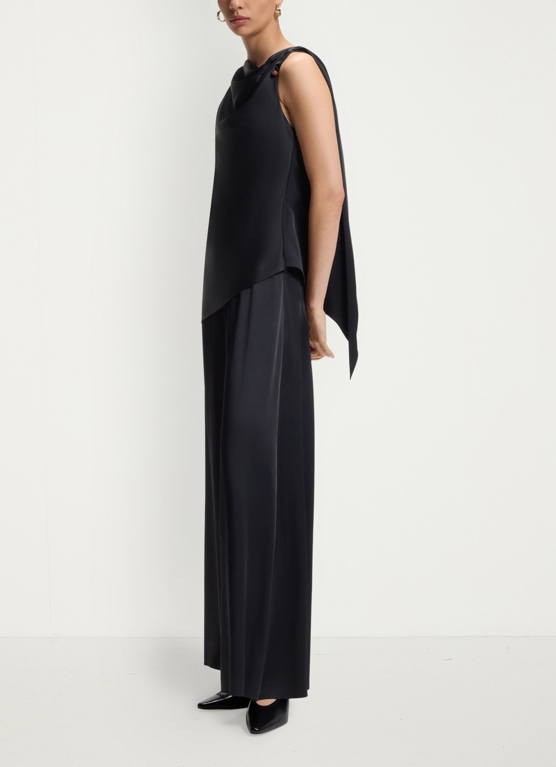 BOSS Wide fit jumpsuit met watervalhals - detail 3 donkerblauw