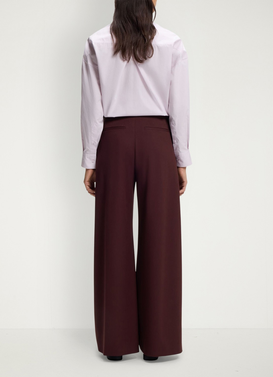 BOSS Wide fit pantalon met plooien - achterkant 5 bordeauxrood