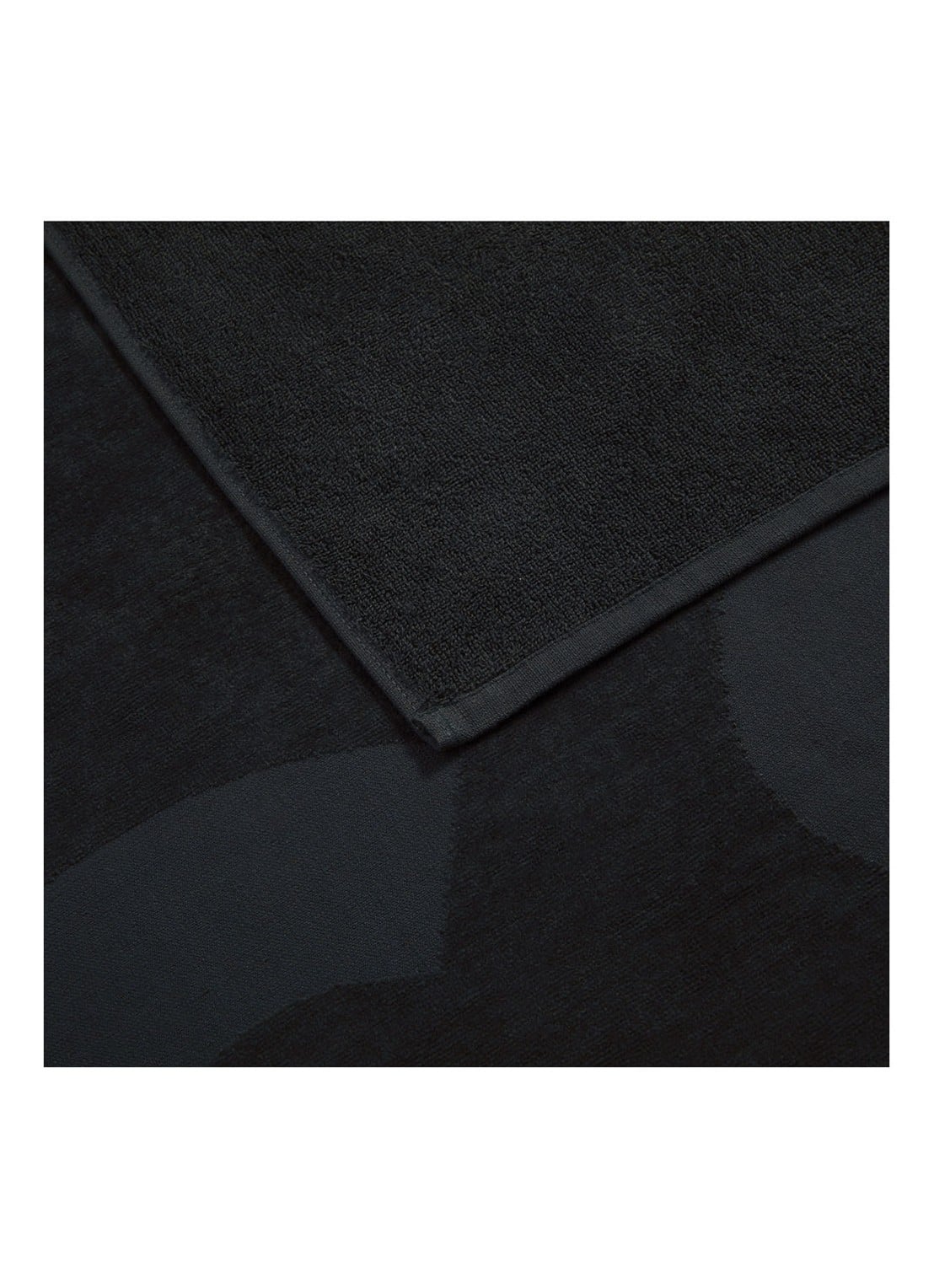 BOSS Zuma strandlaken - 420g/m² - 100 x 180 cm - detail 3 zwart