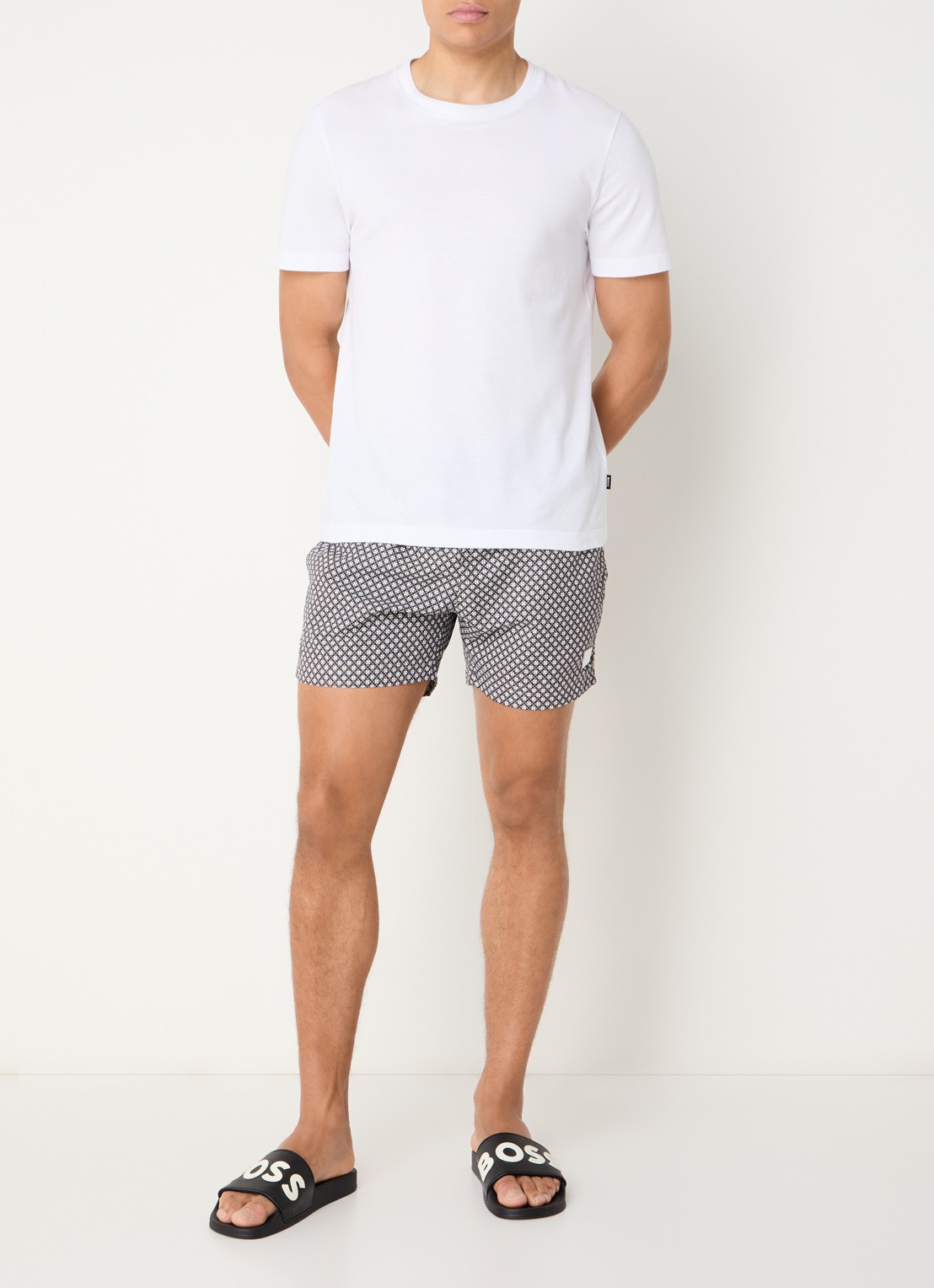 BOSS Zwemshort met microprint en logopatch - voorkant 3 black-003 / zwart