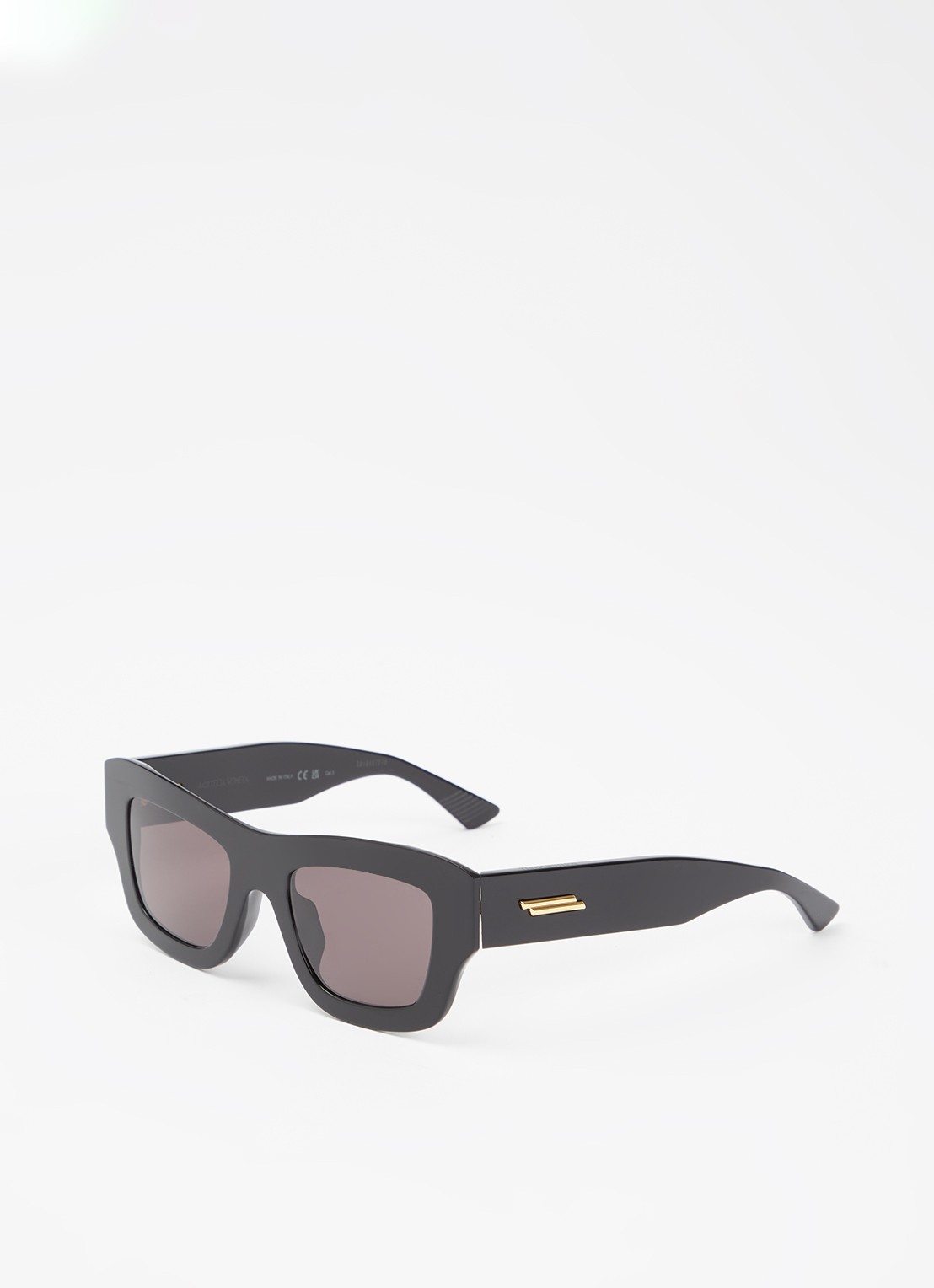 Bottega Veneta Wayfarer zonnebril BV1357S - voorkant zwart