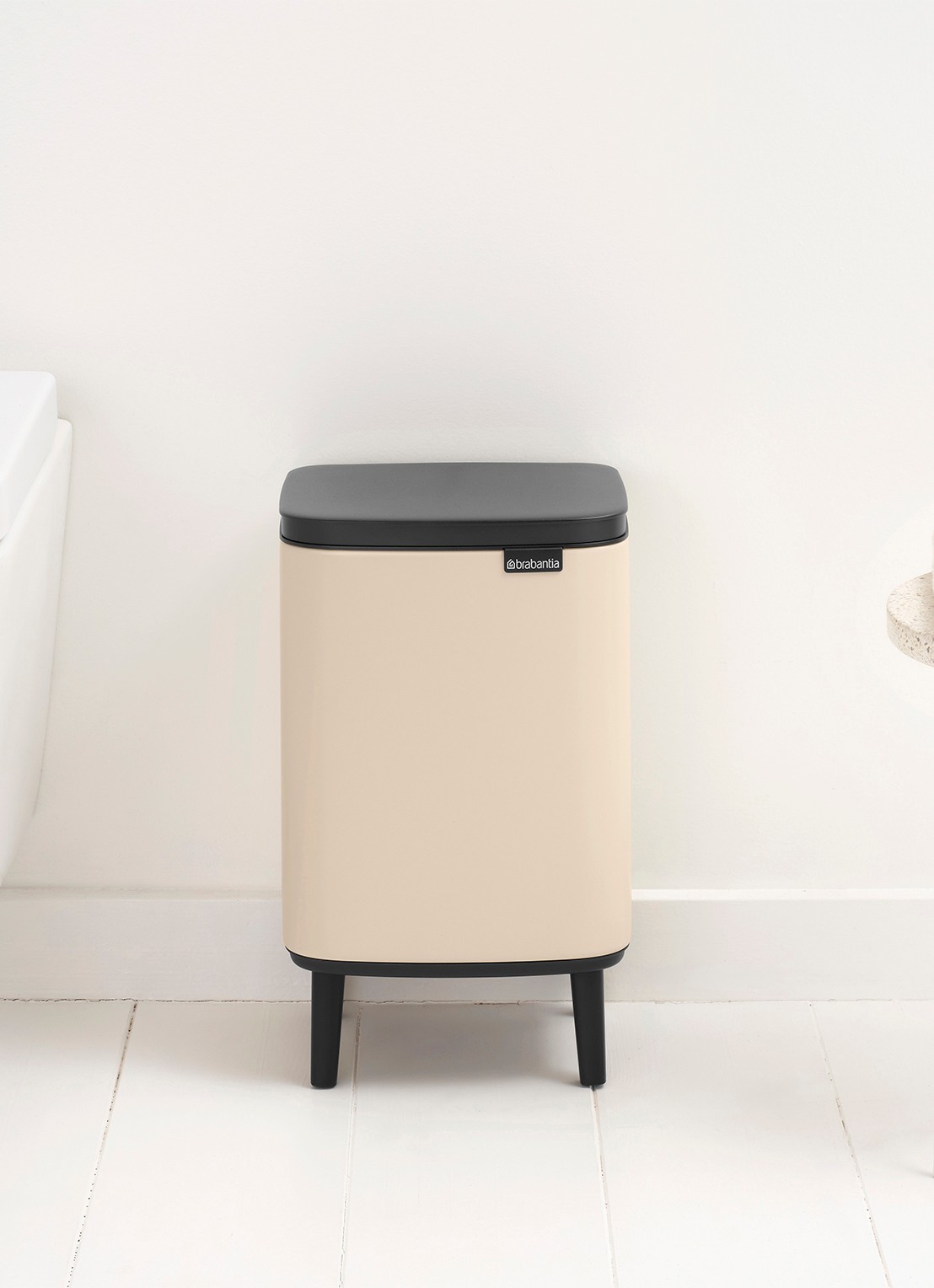 Brabantia Bo Hi prullenbak 7 liter - detail 8 beige