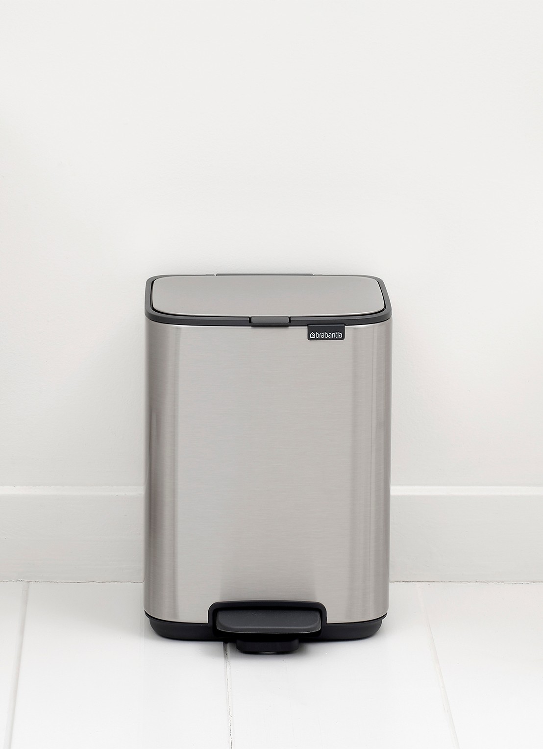 Brabantia Bo Touch Bin  duo prullenbak met deksel 2 x 30 liter - detail 5 metallic