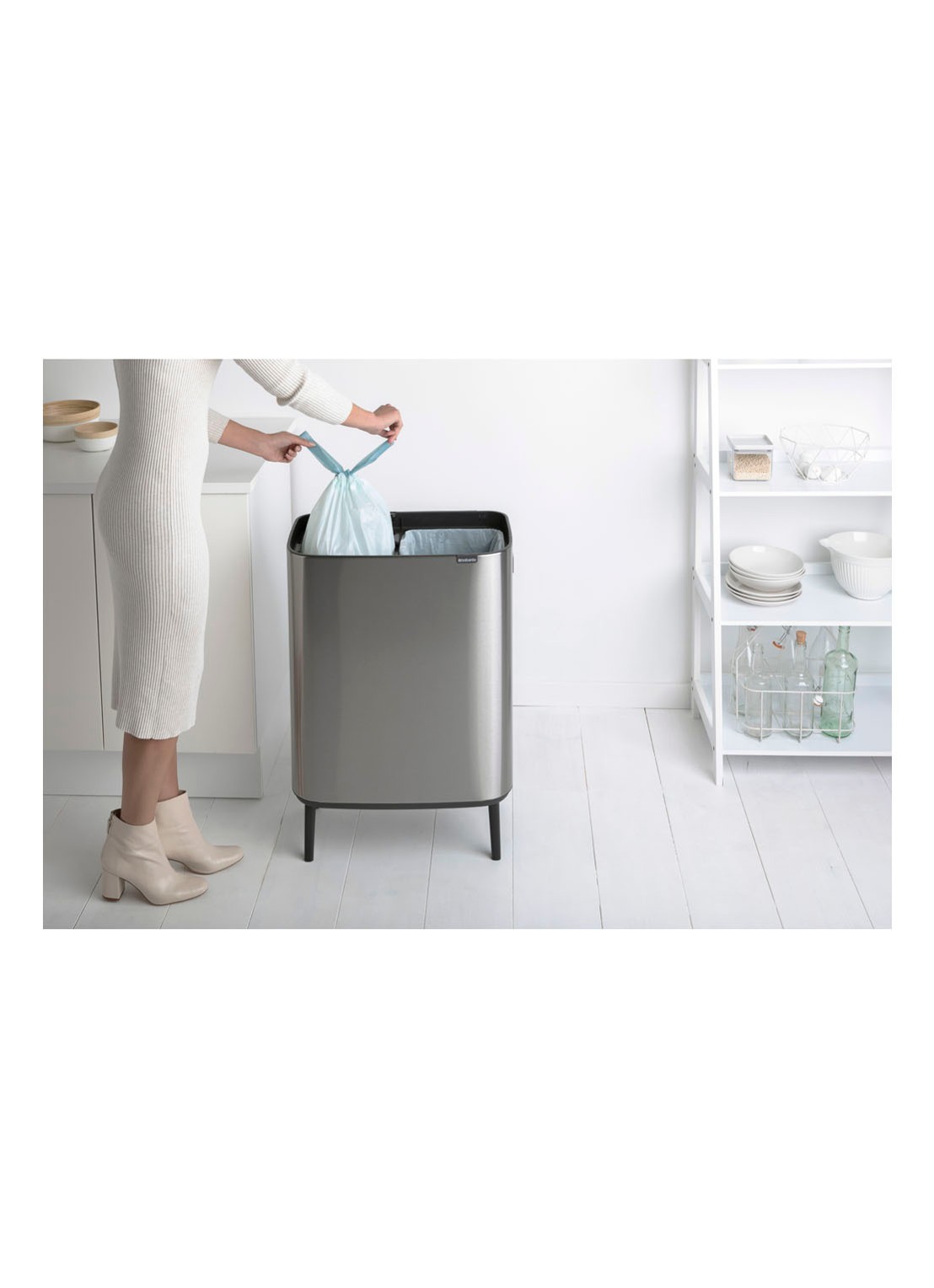 Brabantia Bo Touch Bin Hi  duo prullenbak met deksel op pootjes 2 x 30 liter - detail 6 zilver