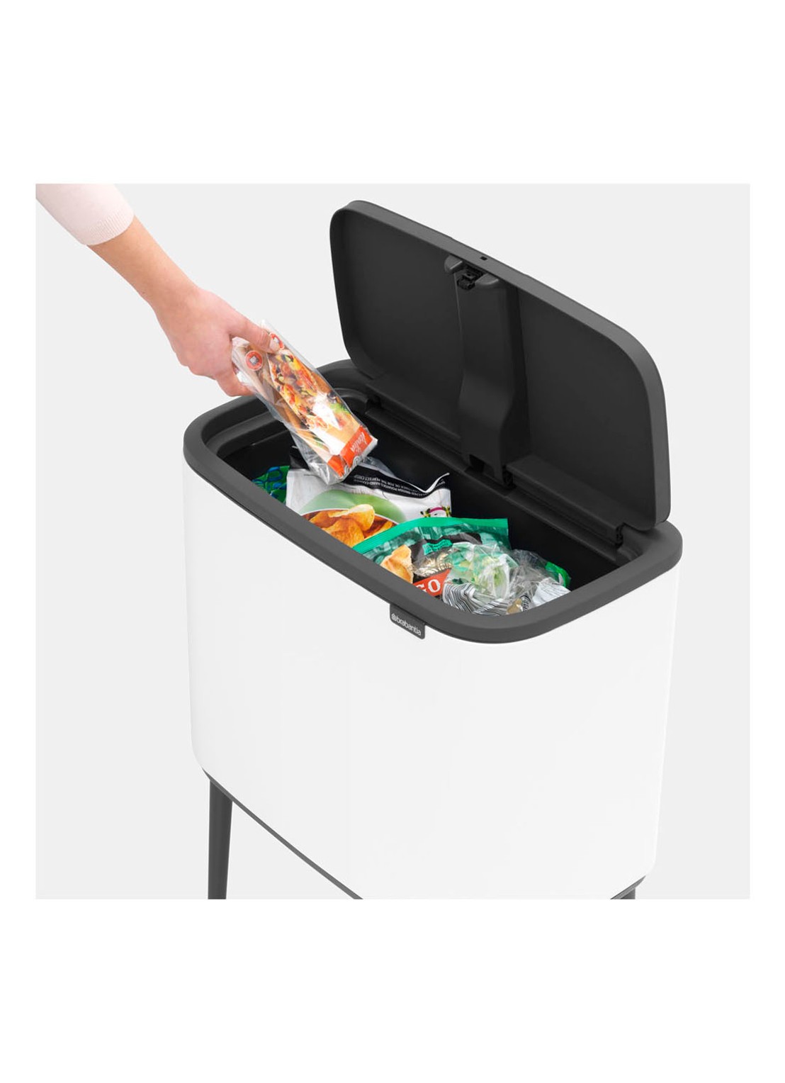 Brabantia Bo Touch Bin prullenbak met deksel op pootjes 36 liter - detail 4 wit