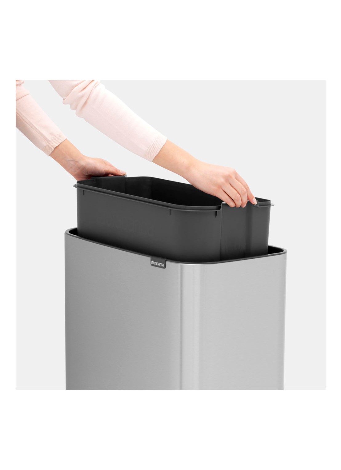 Brabantia Bo Touch Bin prullenbak met deksel op pootjes 36 liter - detail 7 zilver
