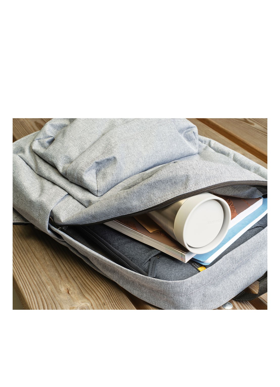 Brabantia Bo Touch Bin recycle prullenbak met deksel op pootjes 3 x 11 liter - detail 4 lichtgrijs