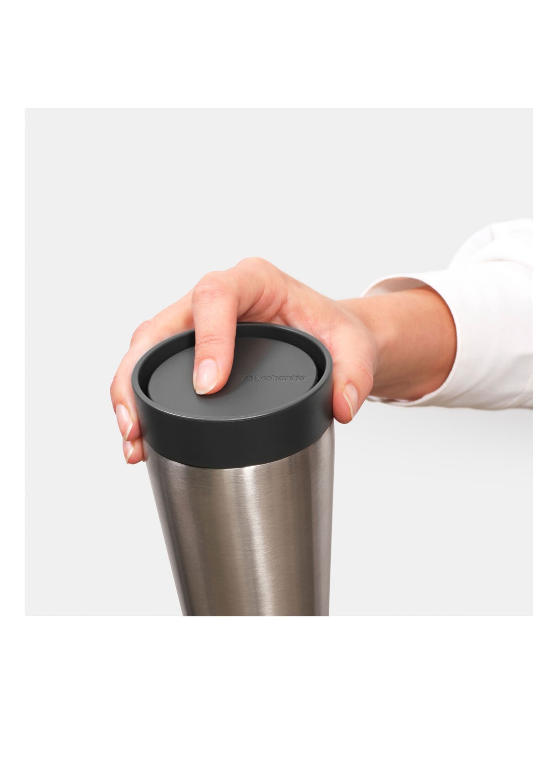Brabantia Bo Touch Bin recycle prullenbak met deksel op pootjes 3 x 11 liter - detail 3 grijs