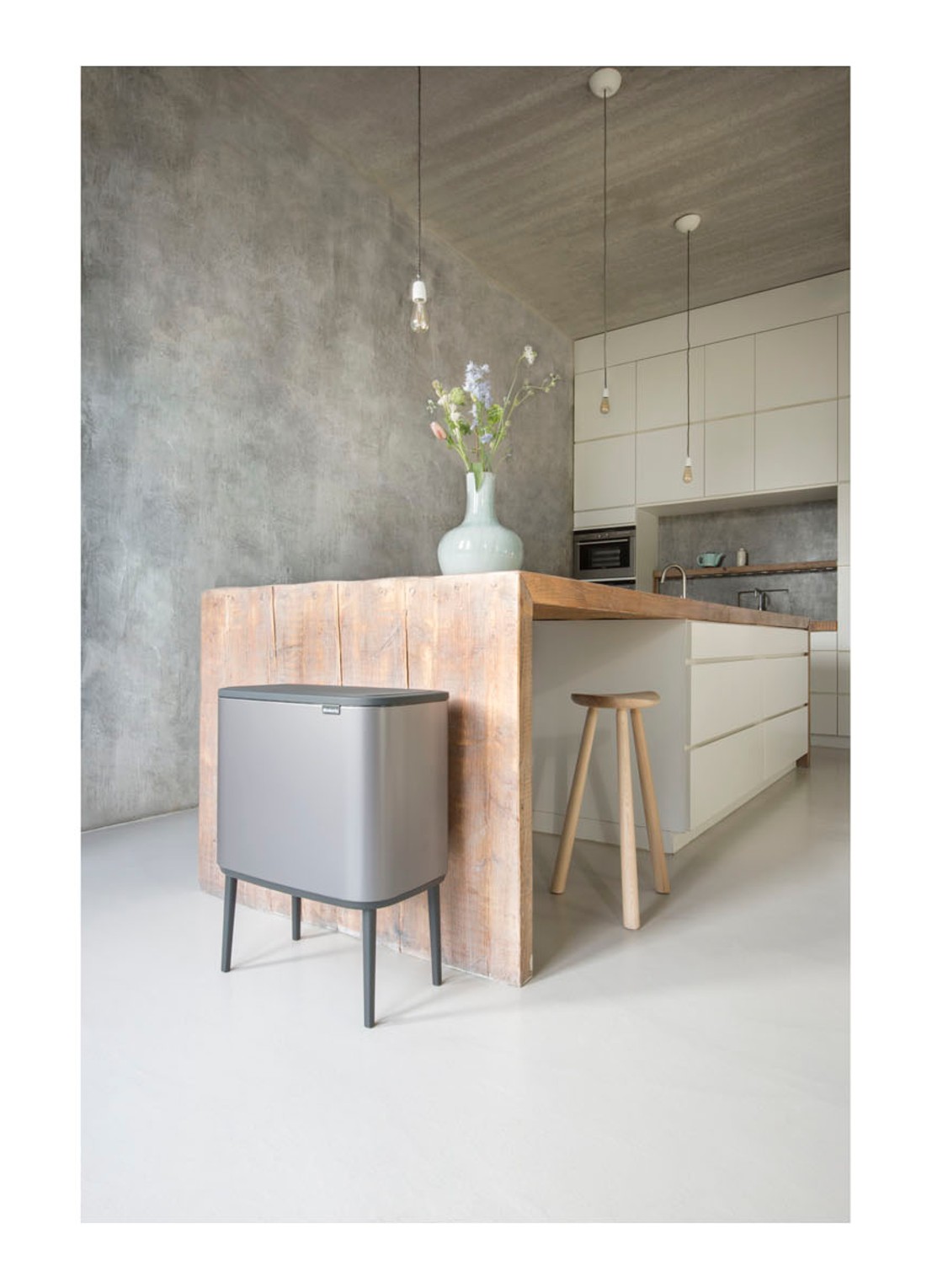Brabantia Bo Touch Bin recyling duo prullenbak met deksel op pootjes 11 + 23 liter - detail 4 middengrijs