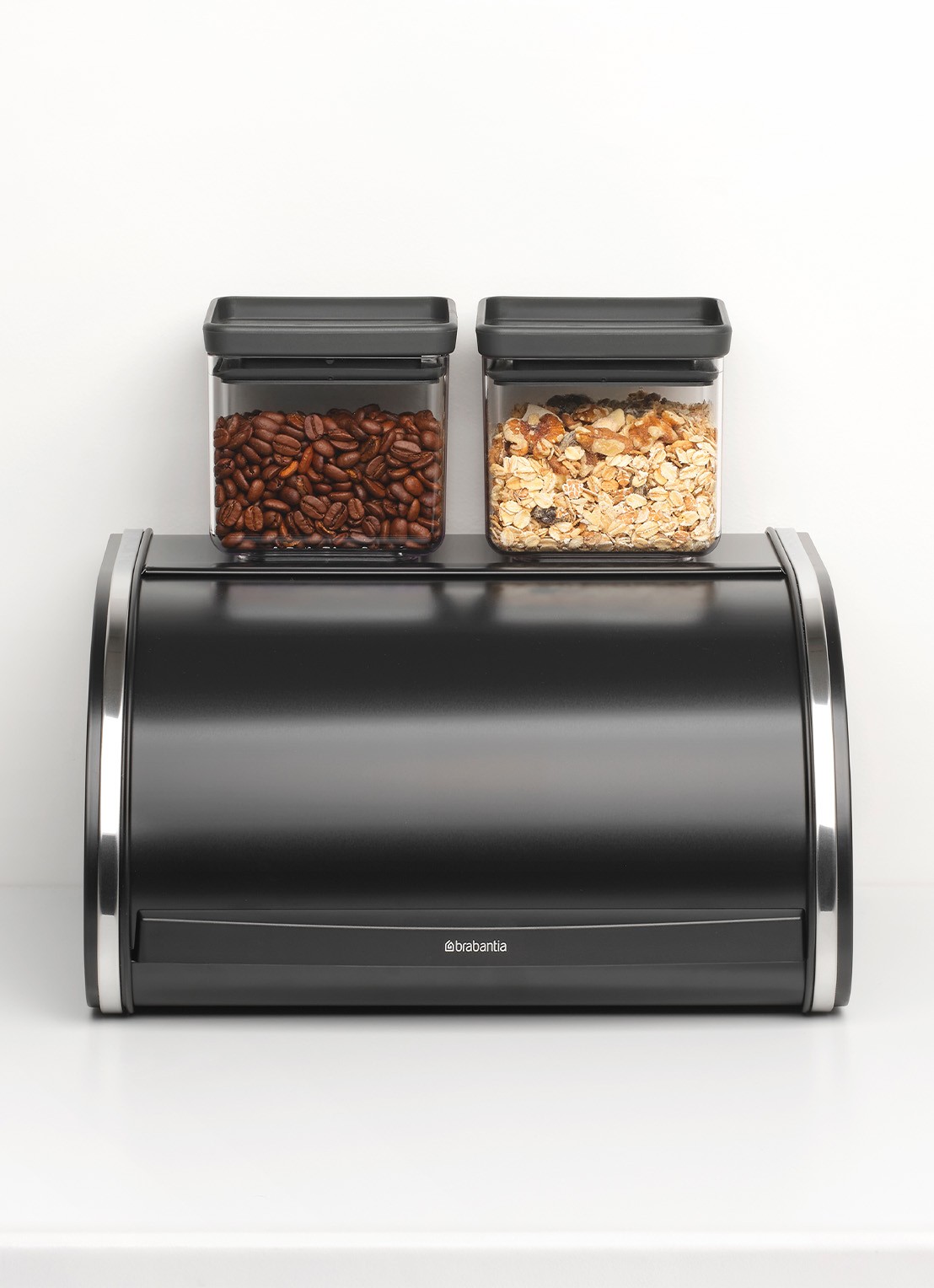 Brabantia Broodtrommel met schuifdeksel  - detail 4 zwart