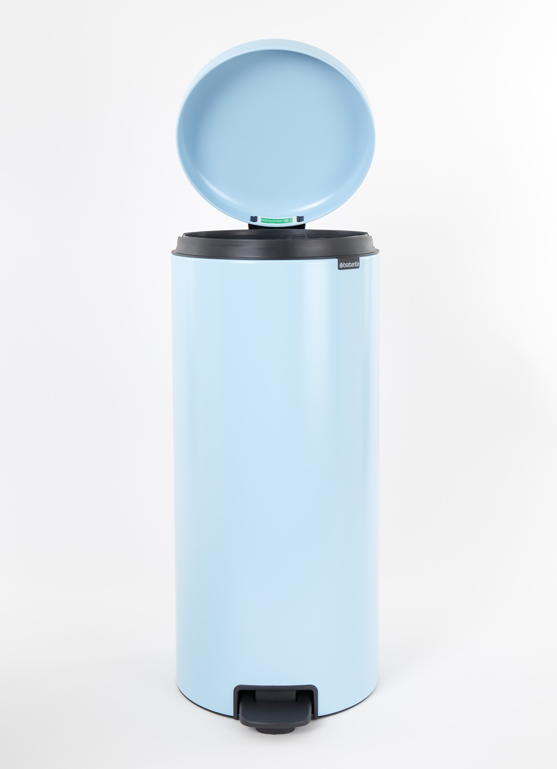 Brabantia NewIcon pedaalemmer 30 liter - voorkant 2 lichtblauw