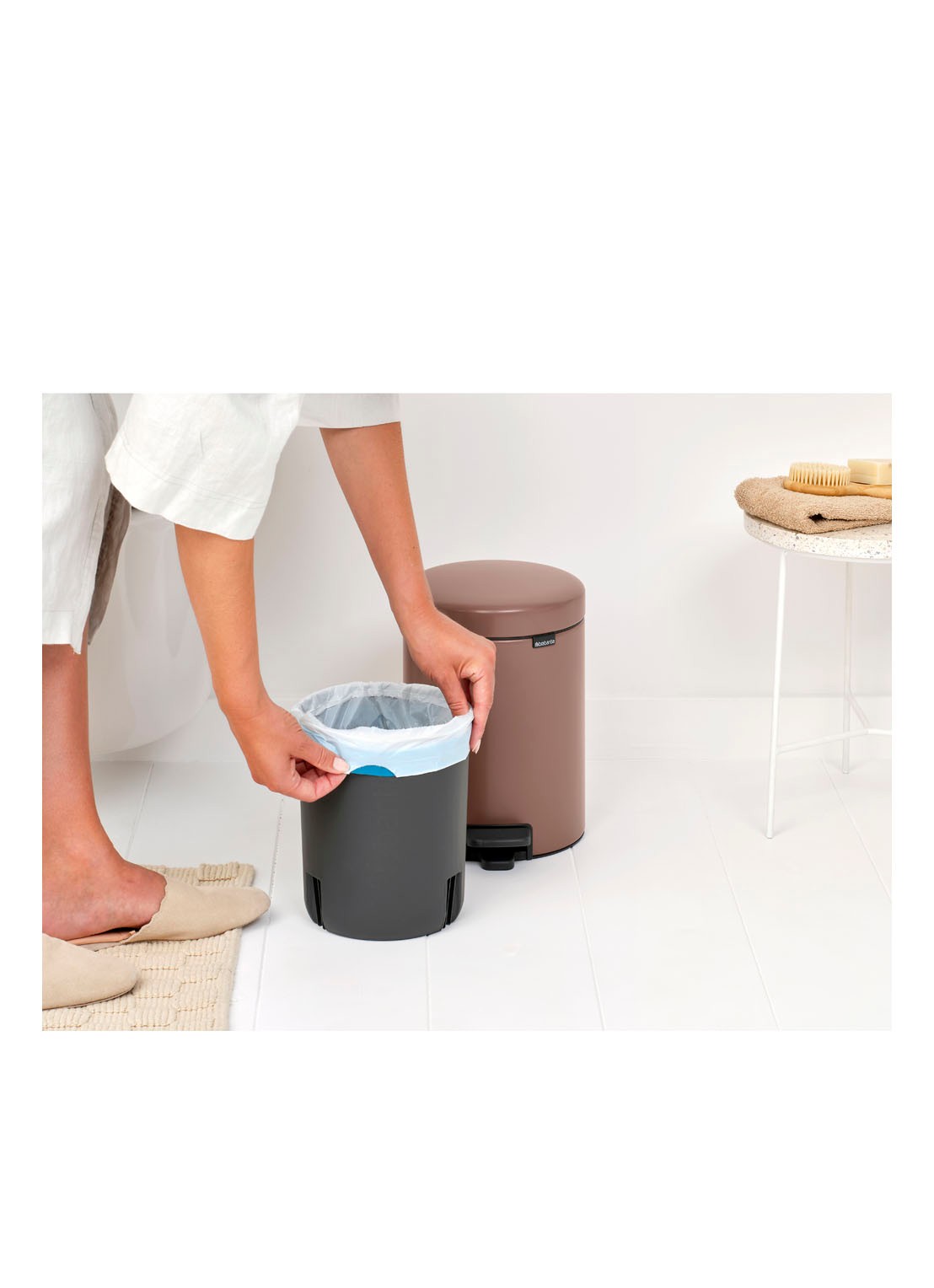 Brabantia NewIcon pedaalemmer 5 liter - detail 7 taupe