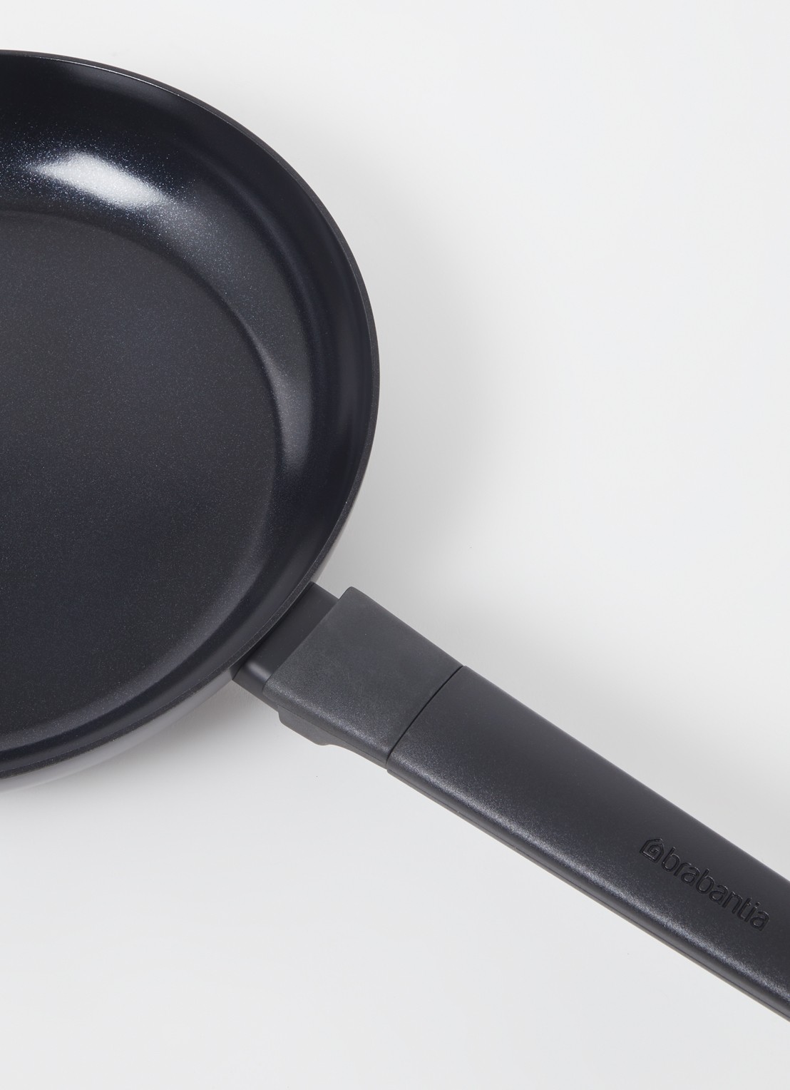 Brabantia Nocta koekenpan Ø28 cm - voorkant 2 zwart