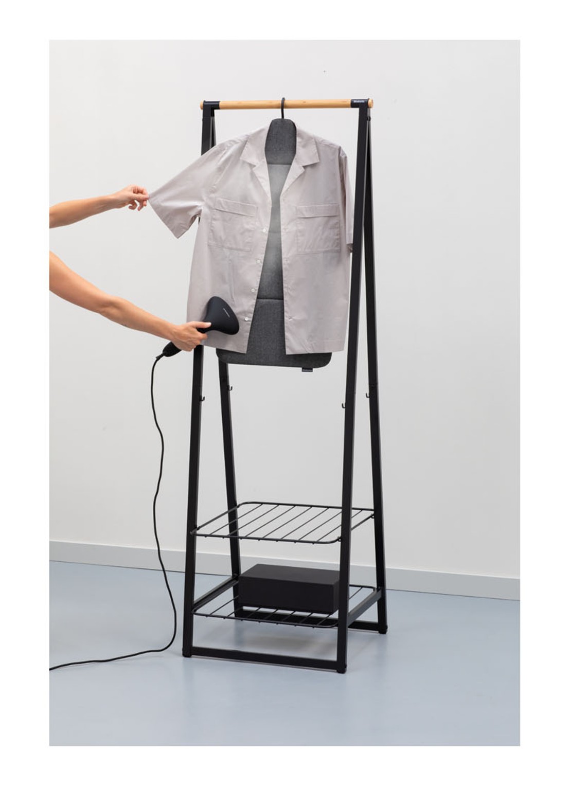 Brabantia Refresh & Steam opvouwbaar kledingstoombord 91,5 x 41 cm - detail 6 zwart