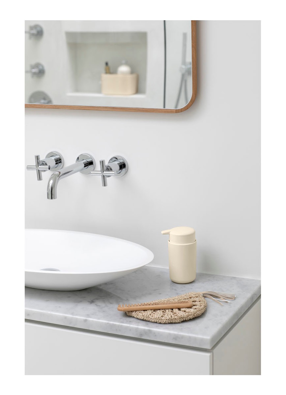 Brabantia ReNew zeepdispenser 250 ml - voorkant 2 beige