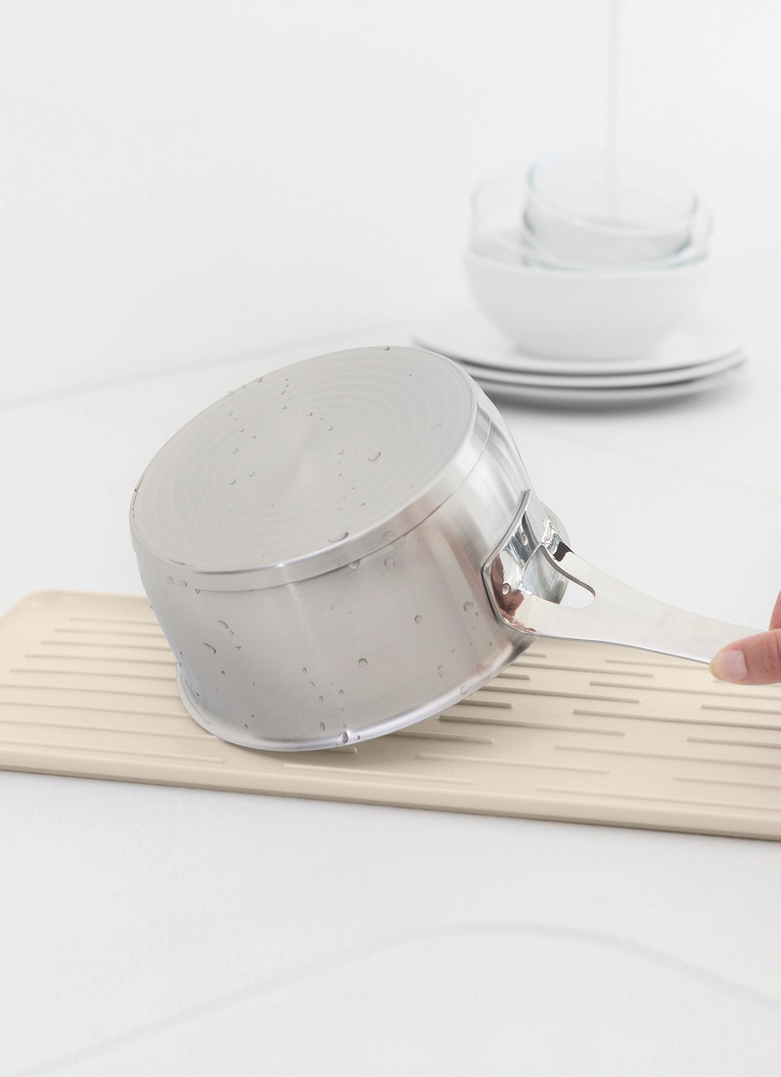 Brabantia SinkSide afdruiprek met bestekhouder - detail 6 beige