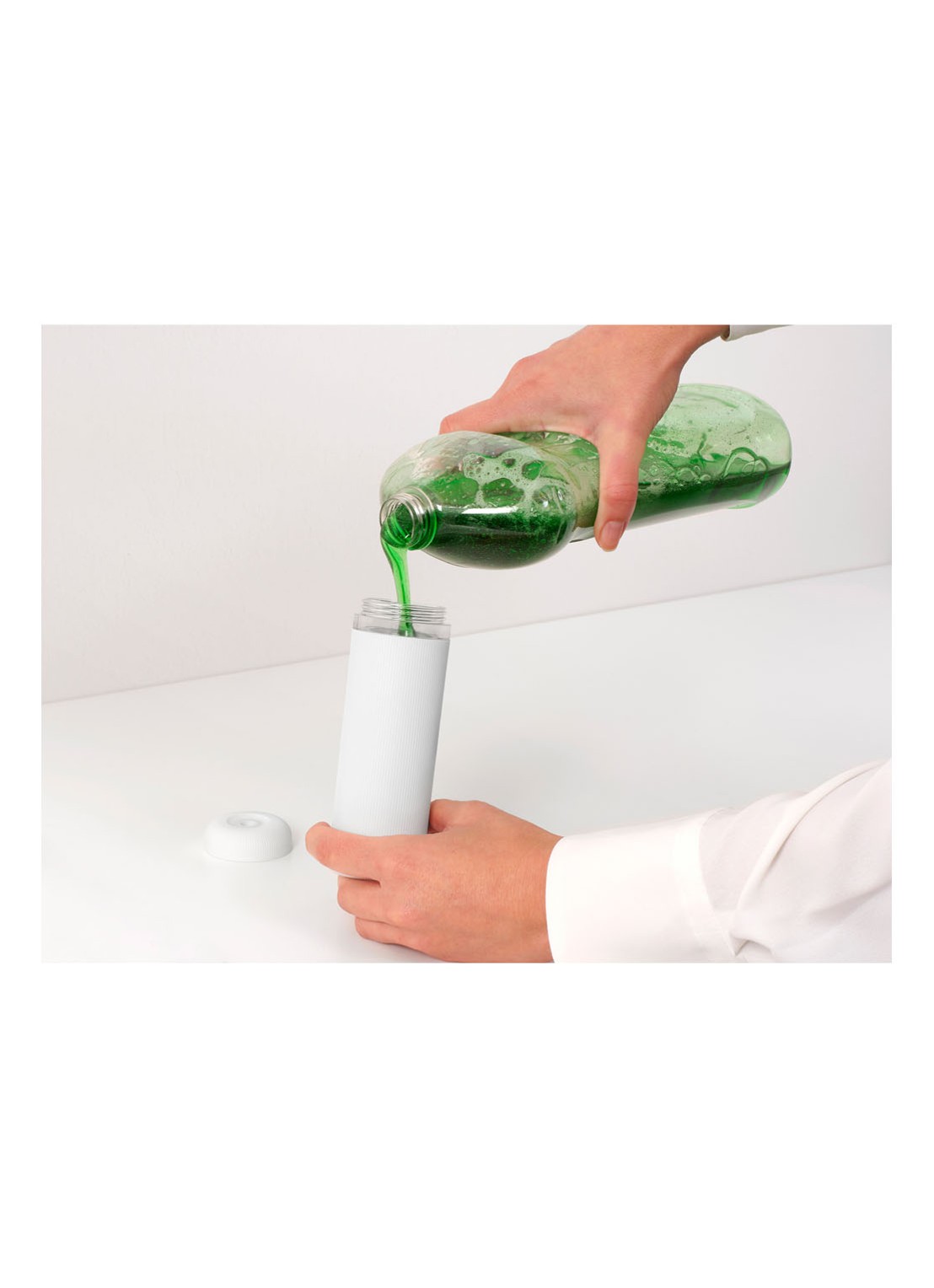 Brabantia SinkStyle afwasmiddeldispenser knijpfles 200 ml - detail 4 wit