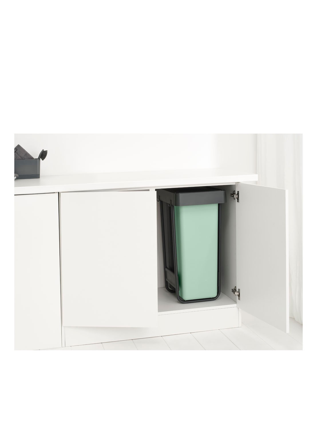 Brabantia Sort & Go inbouw prullenbak 2 x 30 liter - detail 2 lindegroen