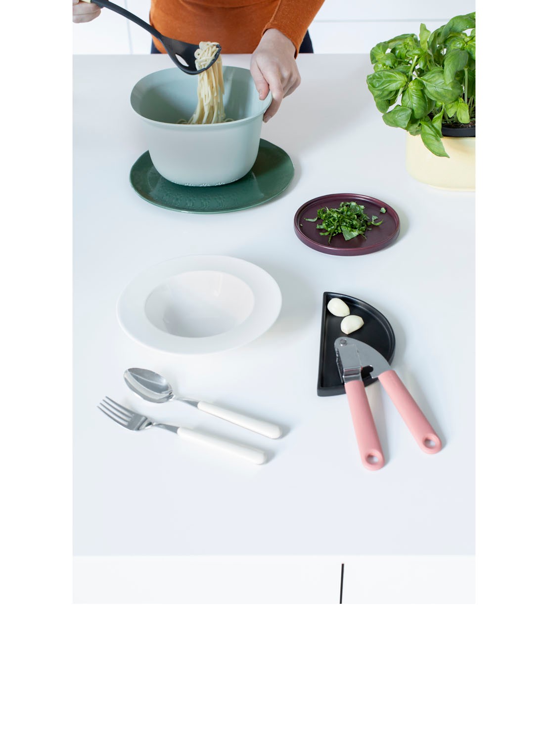 Brabantia TASTY+ knoflookpers - detail 4 oudroze