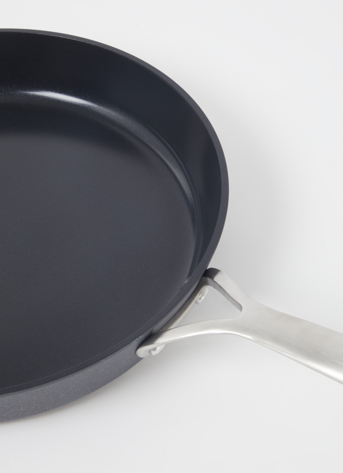 Brabantia Zenn koekenpan Ø28 cm - voorkant 2 zwart