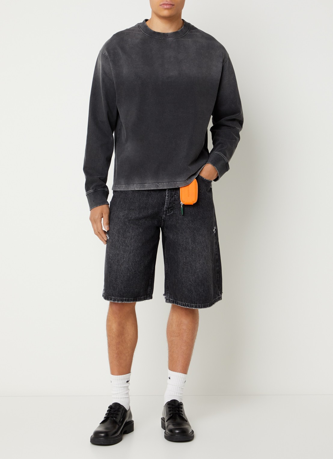 Bram's Fruit Disstressed longsleeve met print - voorkant 3 zwart