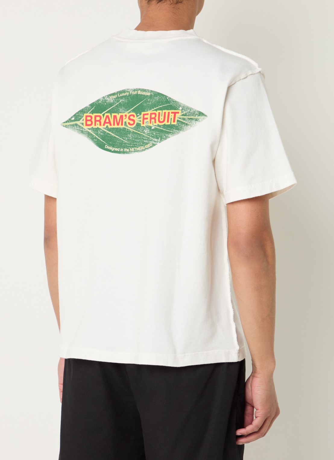 Bram's Fruit Distressed Leaf T-shirt met logo- en backprint - detail 4 gebroken wit