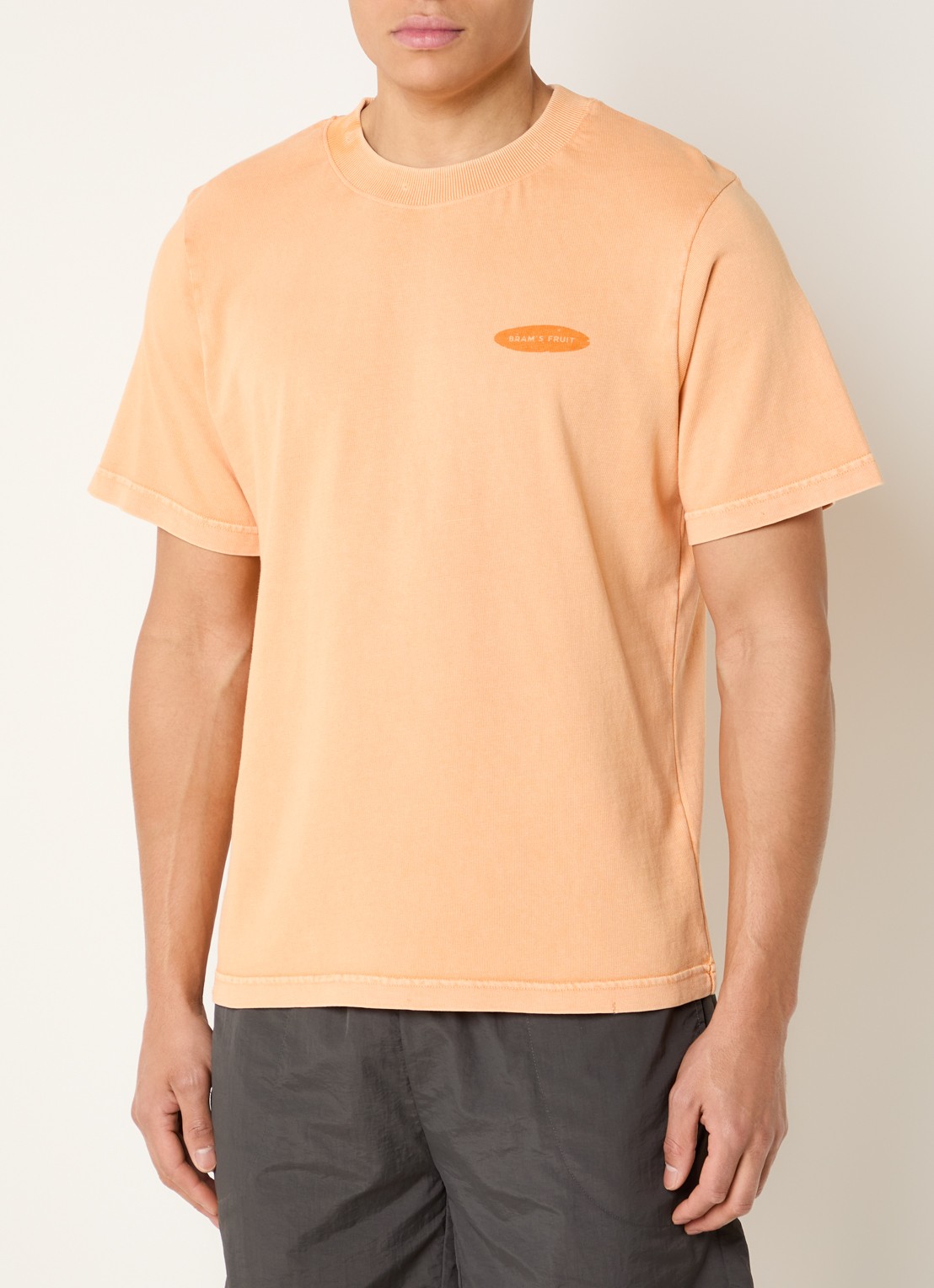 Bram's Fruit F*ck Off T-shirt met logo- en backprint - achterkant 4 orange