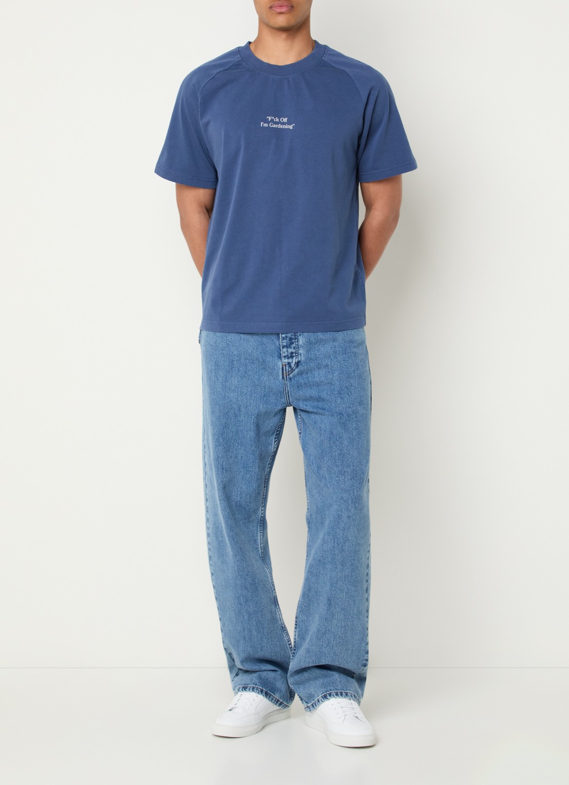 Bram's Fruit F*ck Off T-shirt met print - voorkant 3 indigo