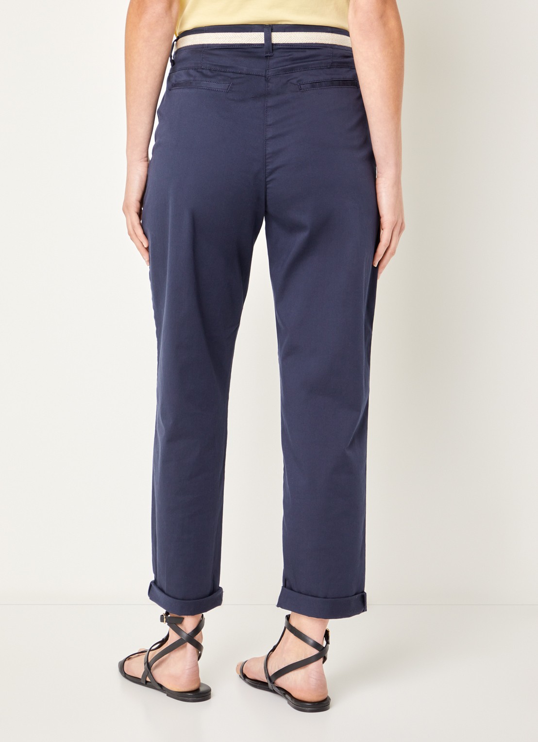 BRAX Carrie high waist straight fit broek met steekzakken - achterkant donkerblauw