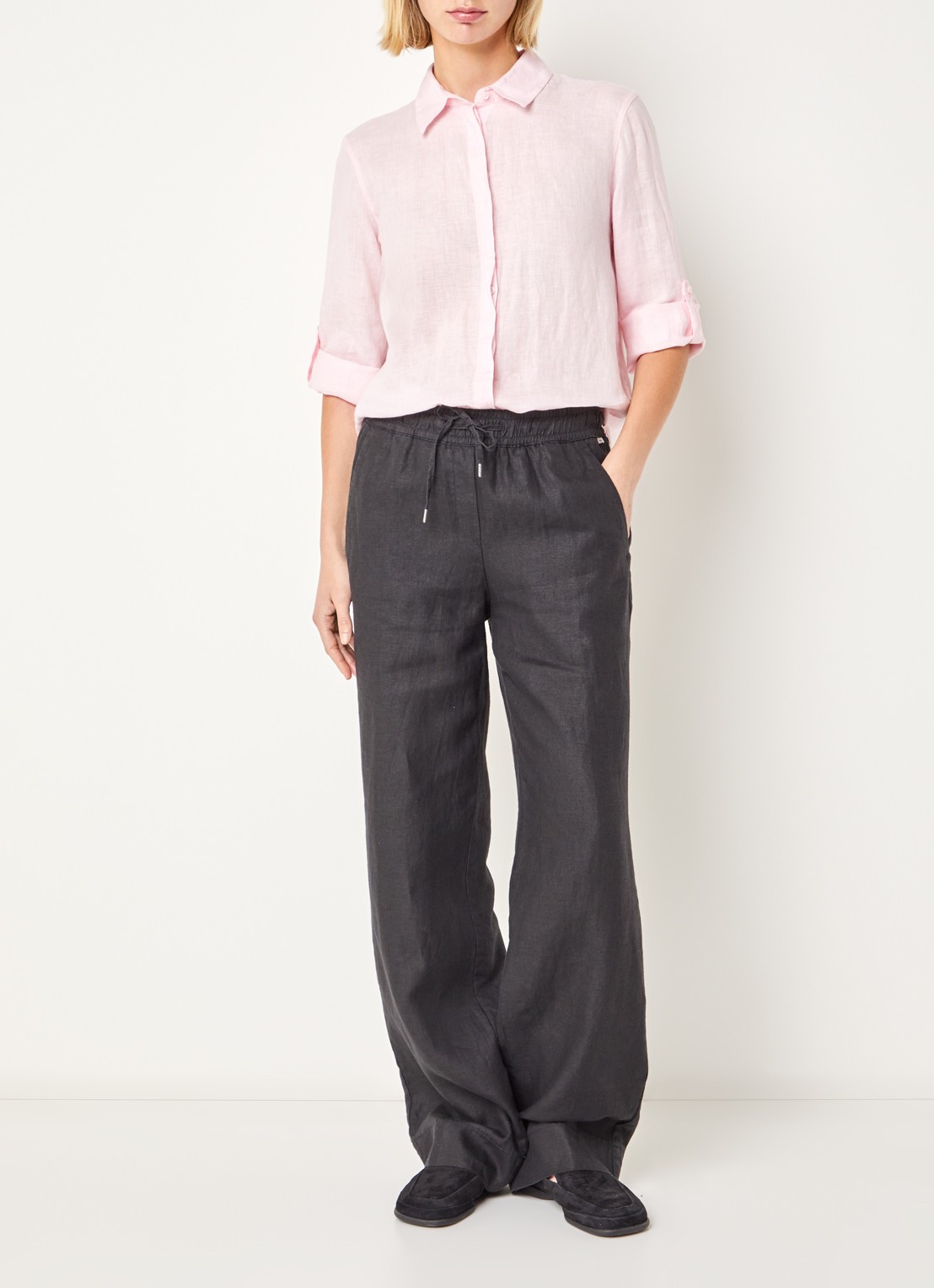 BRAX  Farina loose fit pantalon van linnen met steekzakken - voorkant 4 zwart