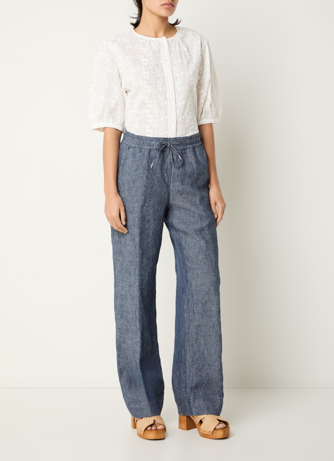 BRAX  Farina loose fit pantalon van linnen met steekzakken - voorkant 3 indigo