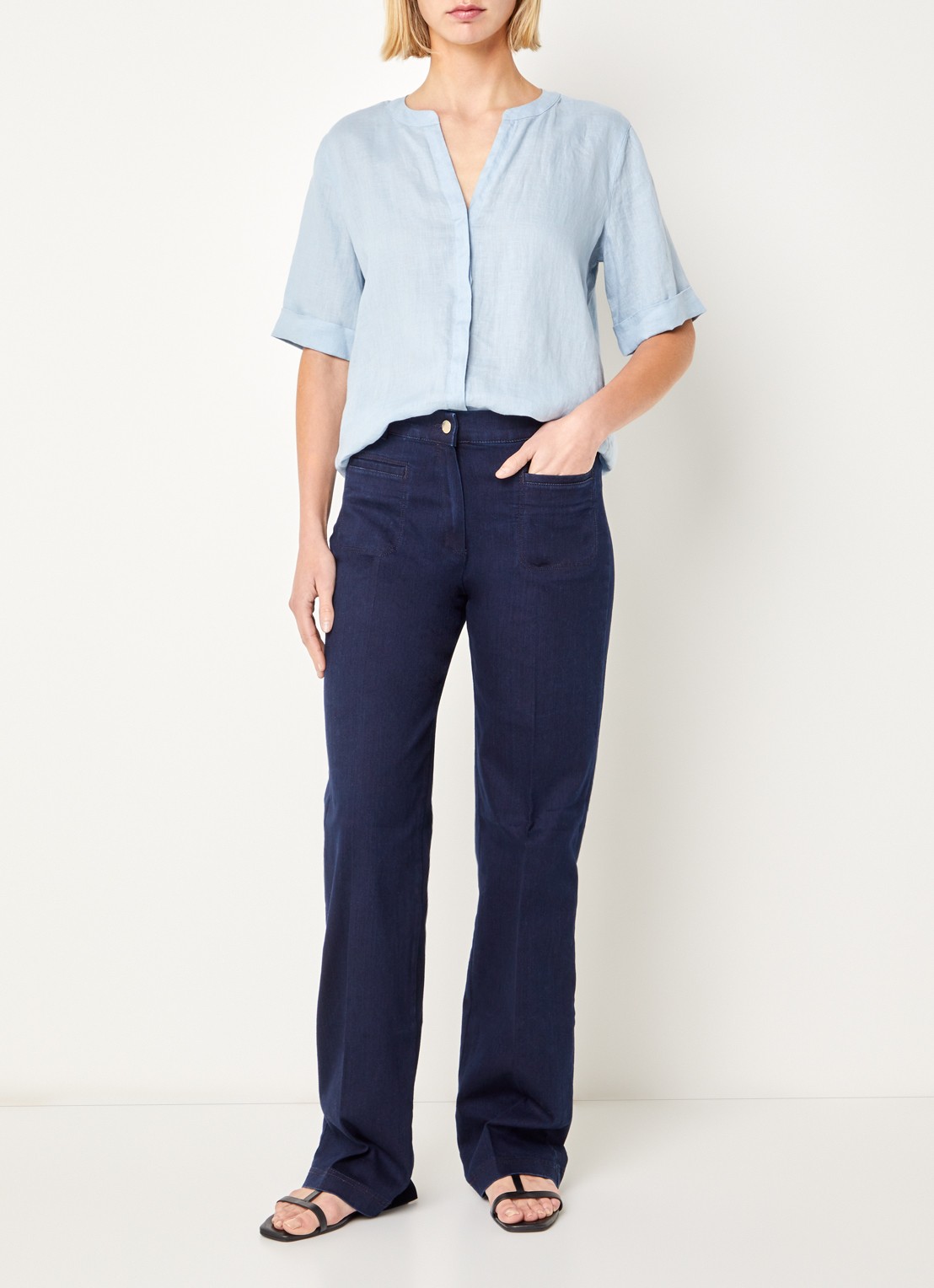 BRAX High waist straight leg jeans met donkere wassing - voorkant 3 indigo