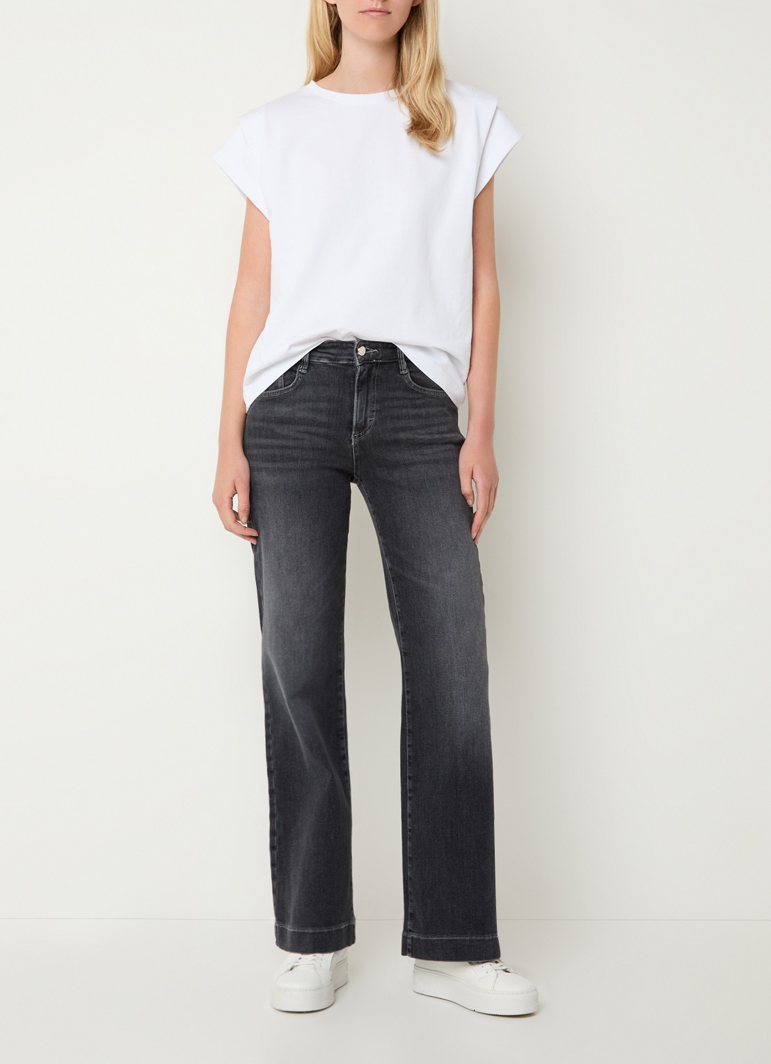 BRAX Maine high waist flared jeans met steekzakken - voorkant 4 zwart